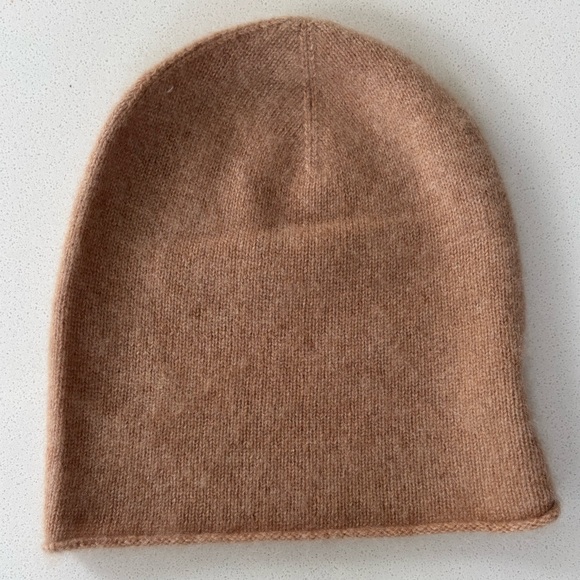 Banana Republic Cashmere Beanie - Picture 2 of 5